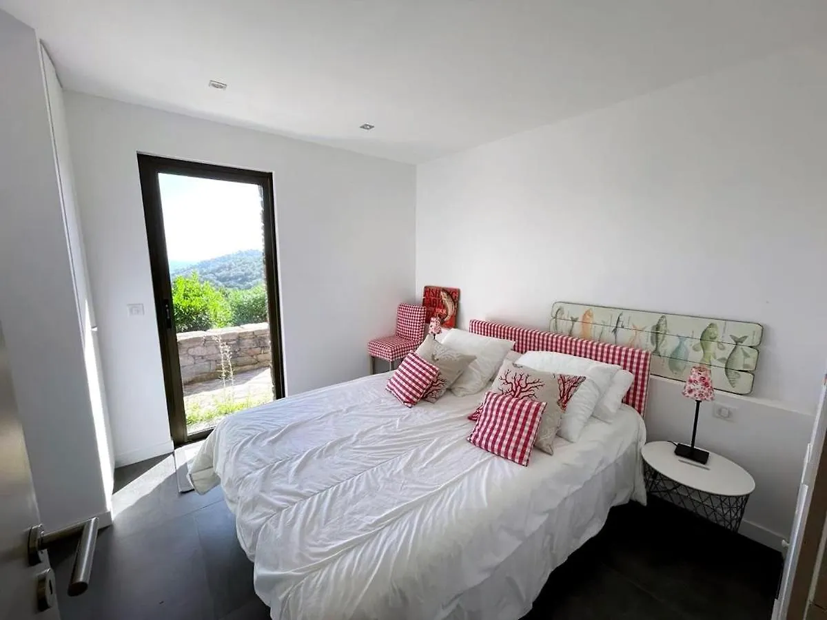 Villa For 8 People In An Estate Near The Sea Bormes-les-Mimosas France