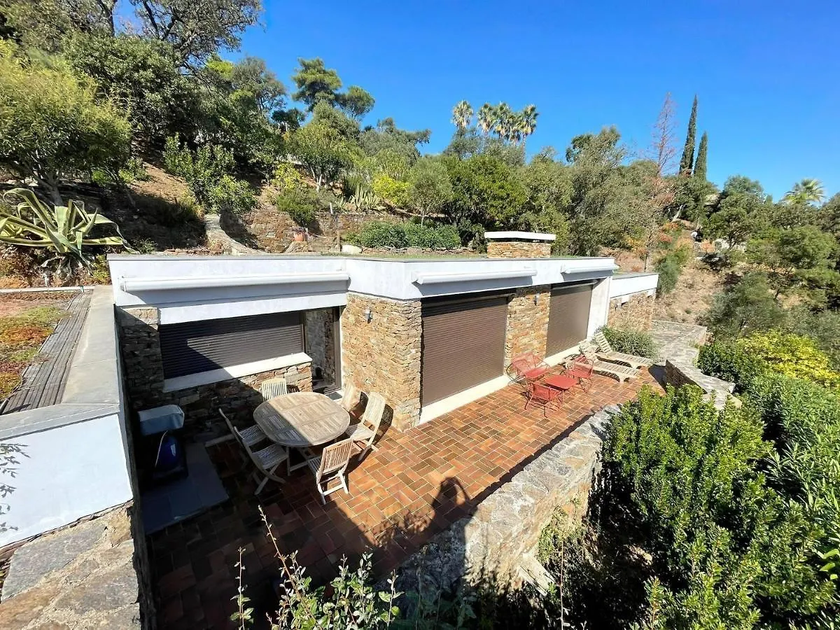 Villa For 8 People In An Estate Near The Sea Bormes-les-Mimosas Hébergement de vacances